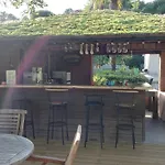 Couette-café Cocon De Verdure Avec Piscine&lit King Size 2mx2m Proche Agen Nérac Villeneuve