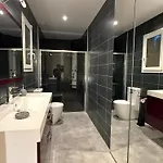 Cocon De Verdure Avec Piscine&lit King Size 2mx2m Proche Agen Nérac Villeneuve Couette-café