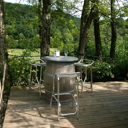 Cocon De Verdure Avec Piscine Lit King-size 2m Lusignan-Petit