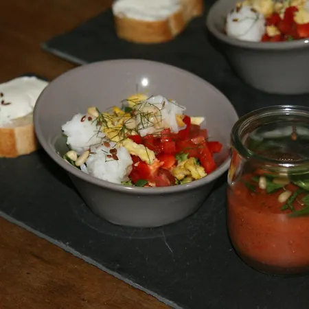 Cocon De Verdure Avec Piscine Lit King-size 2m