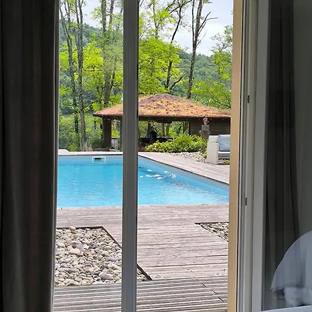 Cocon De Verdure Avec Piscine & Lit King Size 2mx2m Table D'hotes Proche Agen Nerac Villeneuve Bed & Breakfast 4*