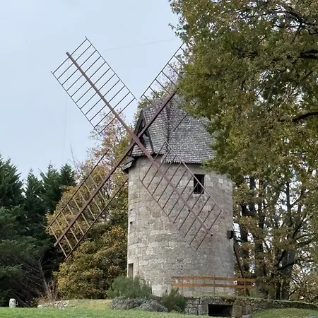 Cocon De Verdure Avec Piscine Lit King-size 2m 4* Lusignan-Petit